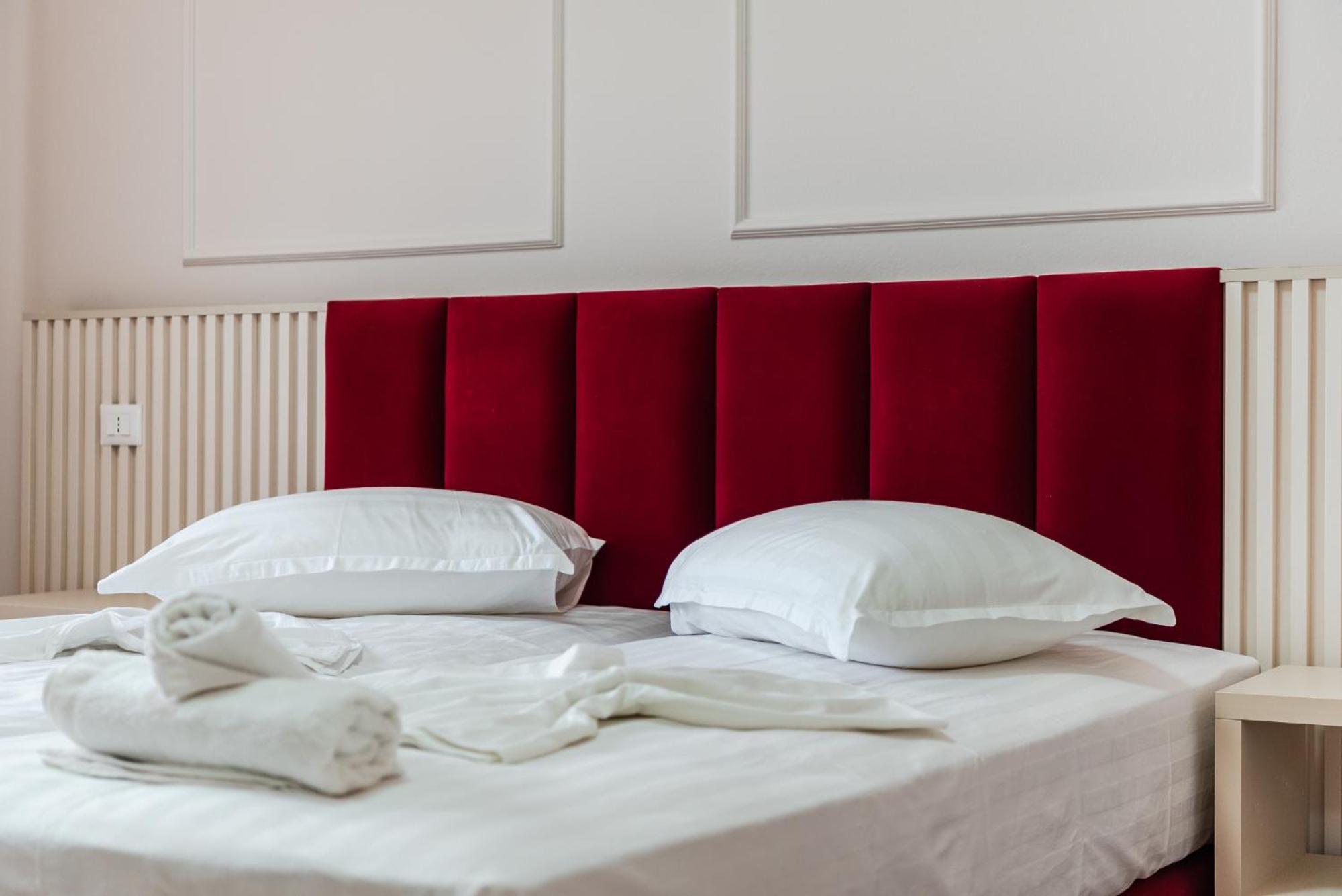 Sea View Apartments Eldo Дуррес Экстерьер фото